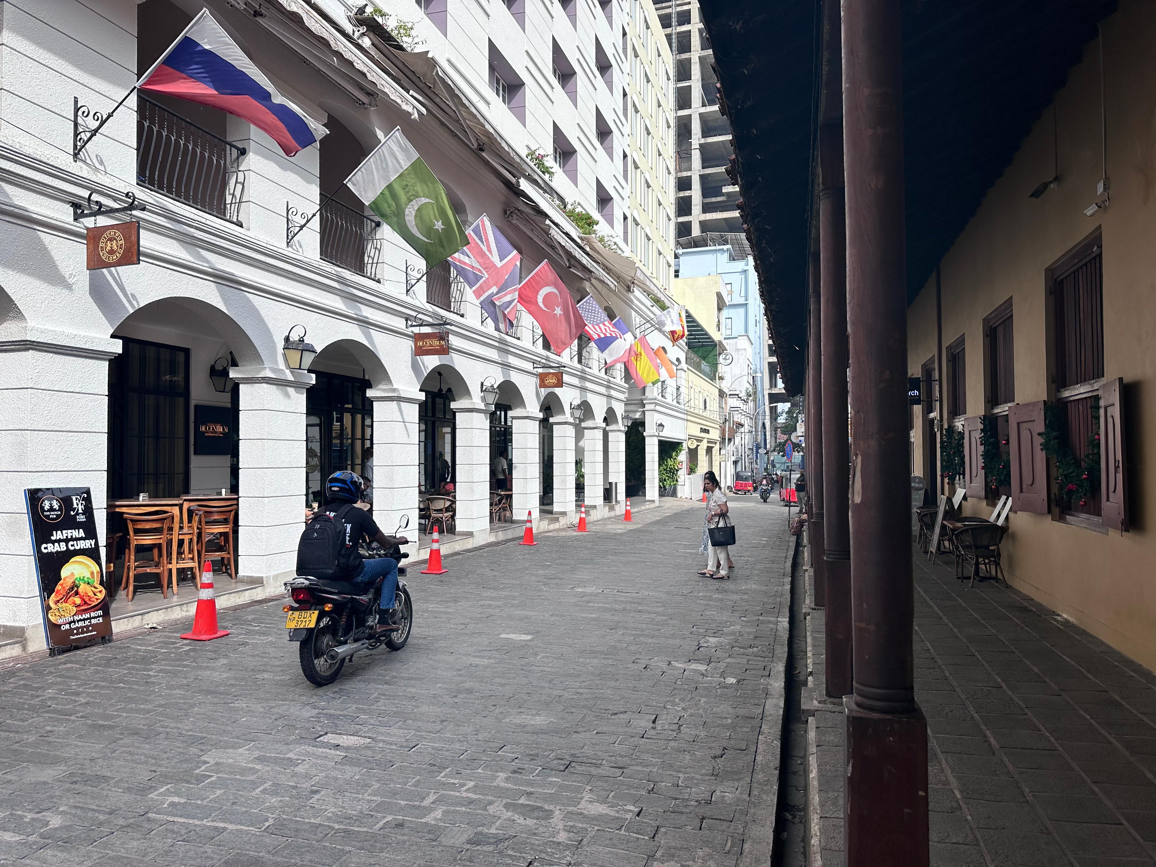 Латинская улица в Каломбо